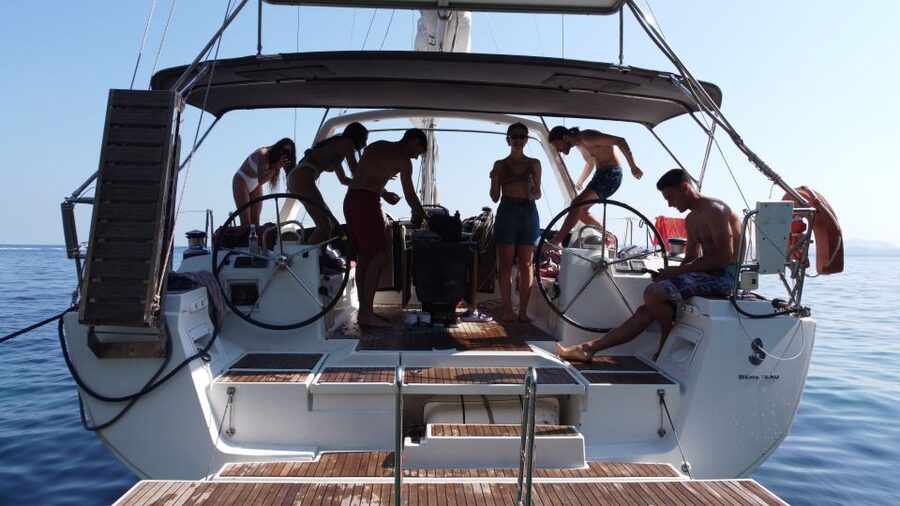 Gouvia: Corfu Island Sailing Trip with Snack and Soft Drinks - Why the small group matters