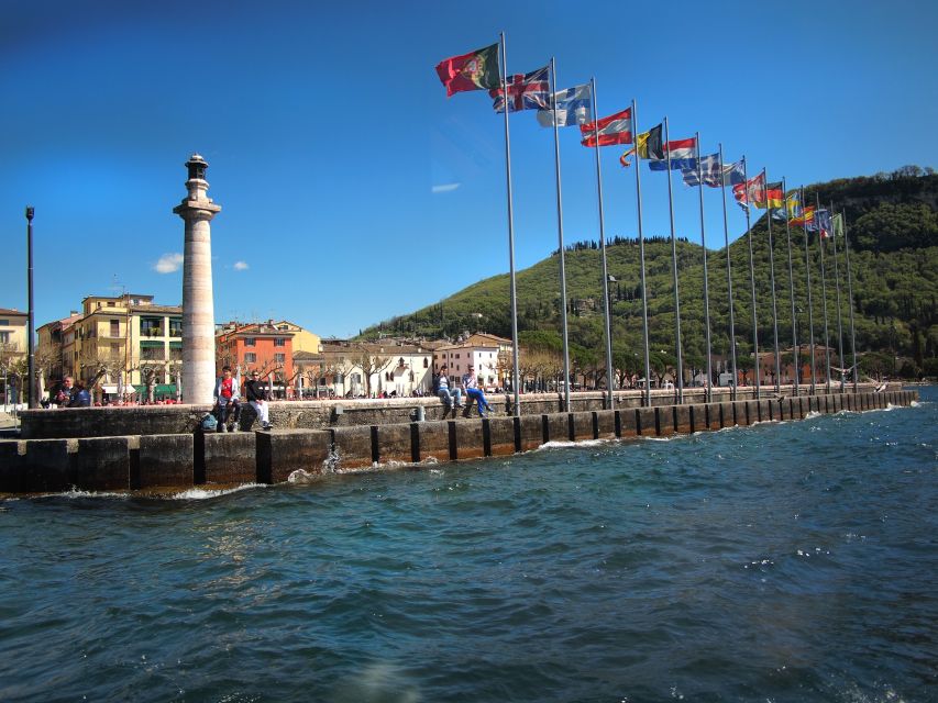 Guided Boat Cruise to Sirmione from Garda/Bardolino - Why the boat ride is the real attraction