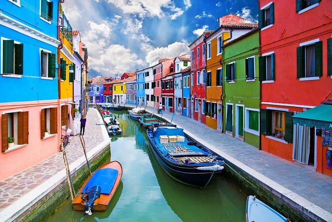 Half Day Murano and Burano Island Tour by Private Boat - Burano, color, canals, and lace