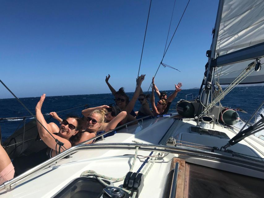 Heraklion: Dia Island Sailing Cruise with Snorkeling - What the group size means onboard