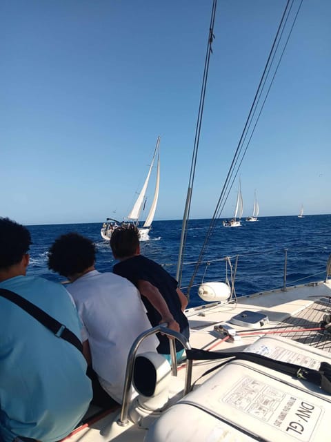 Heraklion: Sailing Cruise to Dia Island with Drinks and Meal - Full-day cruise or a shorter option