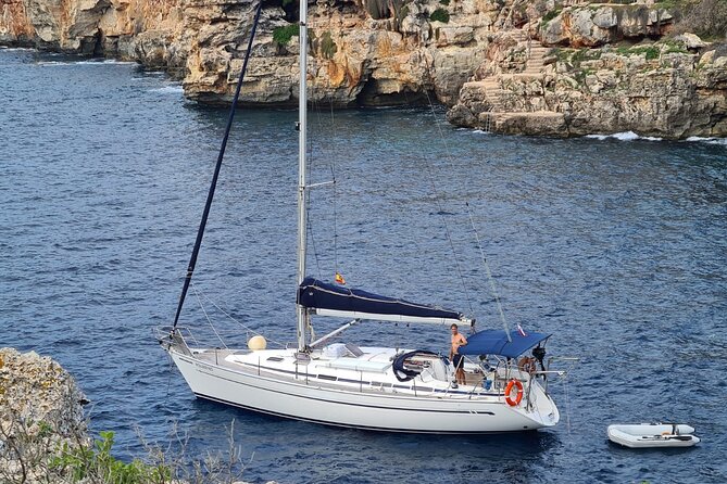 Ibiza & Formentera Private Deluxe Sailing: Full Day - The return sail to Cala Jondal