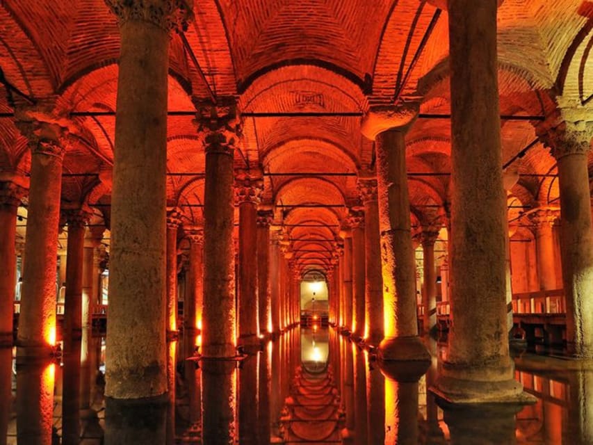 Istanbul: Basilica, Hagia Sophia, Blue Mosque Tour & Cruise - Basilica Cistern: the most atmospheric stop
