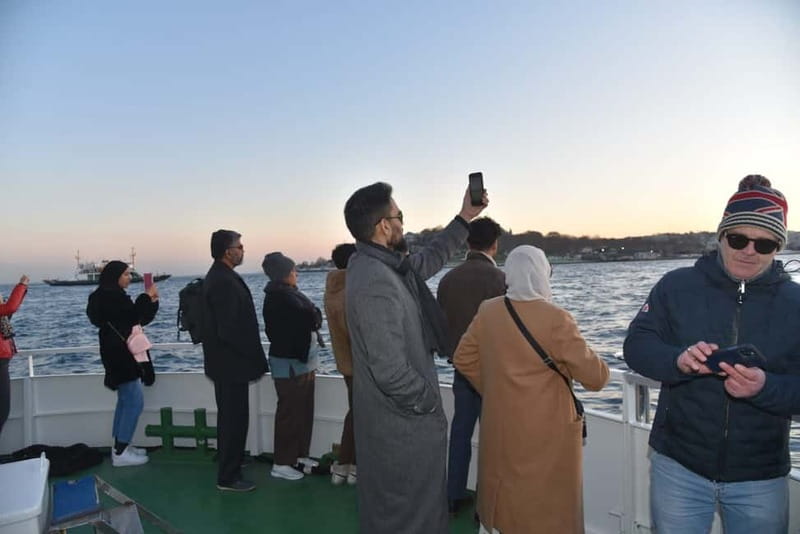 Istanbul Bosphorus: 3-Hour Day Cruise's with Asian Side Stop - Rumeli Fortress and the turn toward Asia