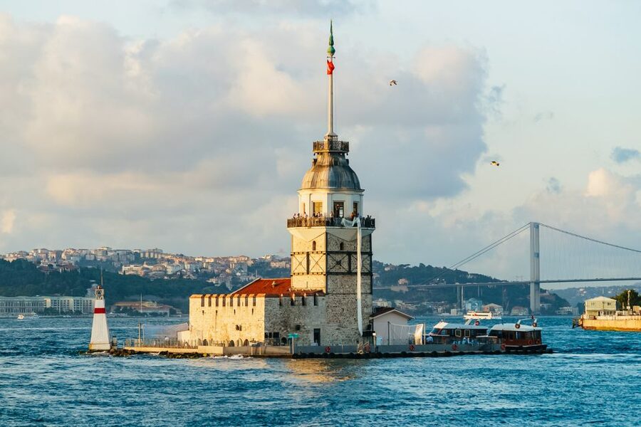 Istanbul: Bosphorus Cruise w/Audio Guide and Sunset Option - Is $14 good value for two hours?