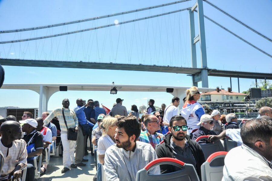 Istanbul: Bosphorus Cruise w/Audio Guide and Sunset Option - The European shore: palaces, mosques, and waterfront villages
