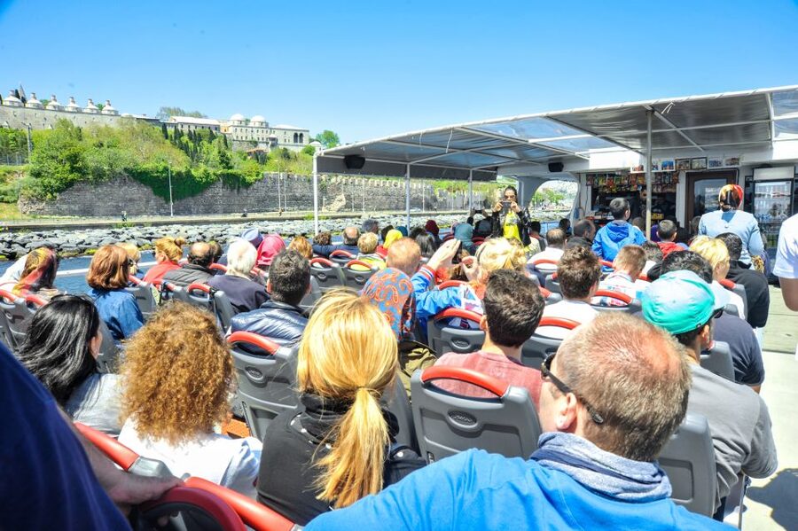 Istanbul: Bosphorus Cruise w/Audio Guide and Sunset Option - What costs extra onboard