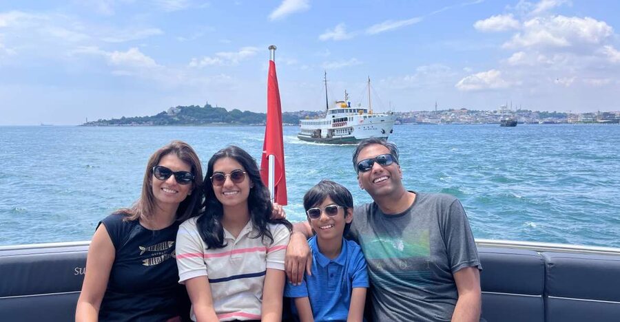 Istanbul: Bosphorus Cruise with Stopover on the Asian Side - Boarding near Dolmabahçe Mosque