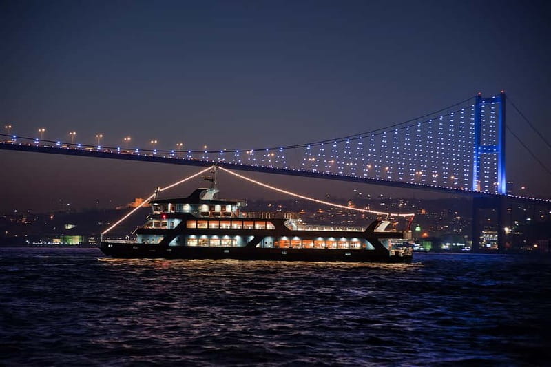 Istanbul: Bosphorus Dinner Cruise & Turkish Night Show - What is on the Turkish dinner menu