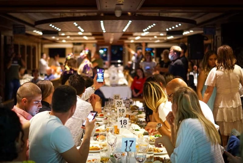 Istanbul: Bosphorus Dinner Cruise & Turkish Night Show - The 1.5-hour Turkish Night program
