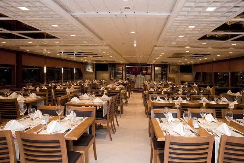 Istanbul: Bosphorus Dinner Cruise & Turkish Night Show - Who will get the most from this cruise