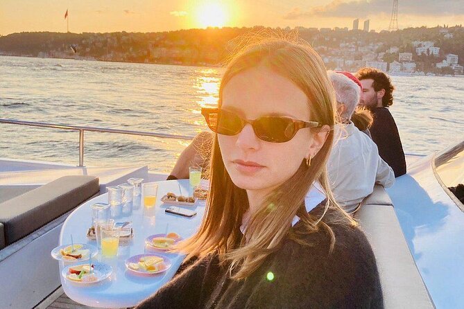 Istanbul Bosphorus Sunset Cruise on Luxury Yacht - Ortaköy Mosque and the Bosphorus Bridge