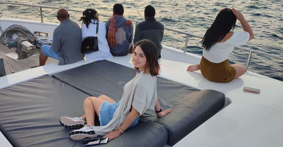 Istanbul: Bosphorus Sunset Cruise on Yacht with Live Guide - Why the Yacht Matters on a Sunset Cruise