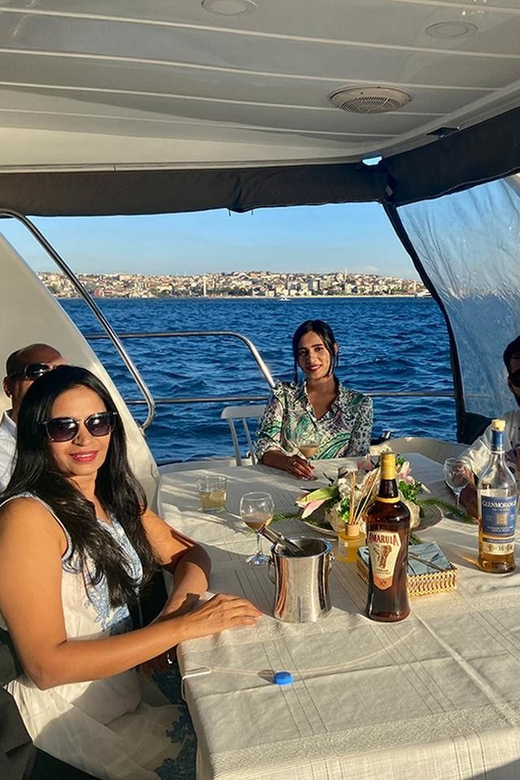 Istanbul: Bosphorus Yacht Cruise at Sunset with Snacks - Starting Near The Waterfront