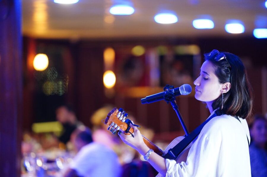 Istanbul: Dinner Cruise and Entertainment with Private Table - Folk dance, belly dancing, violin music, and the DJ