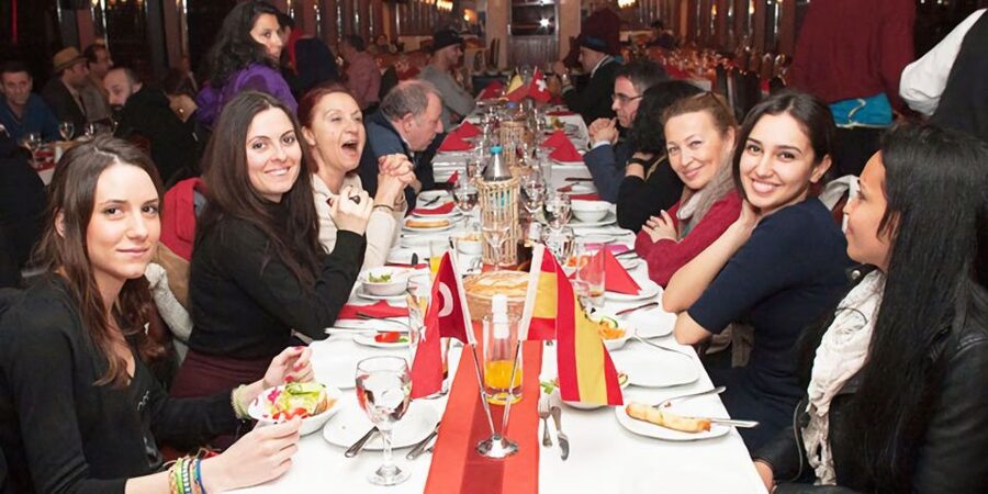 Istanbul: Dinner Cruise on the Bosphorus - The Show: Turkish Music, Dance, and Audience Energy