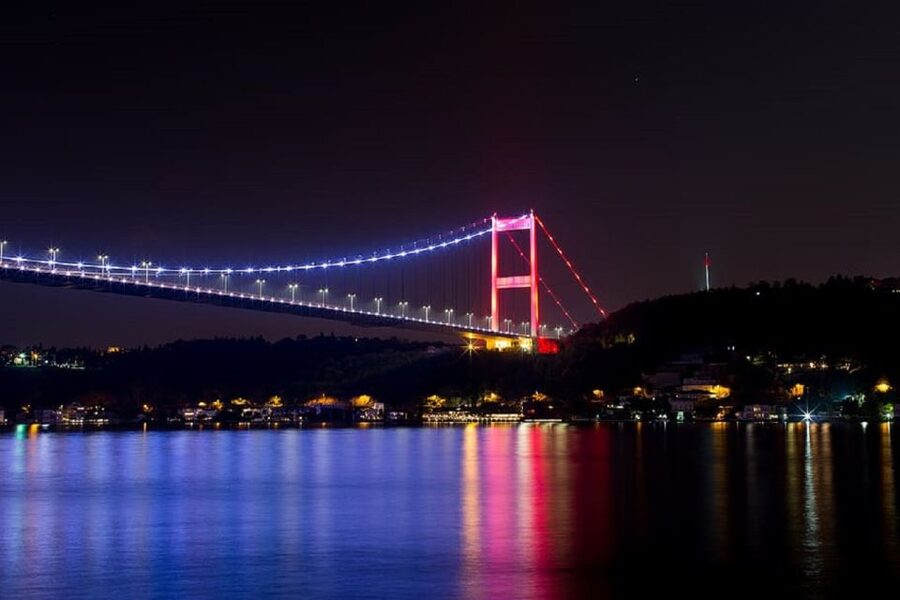 Istanbul: Dinner Cruise on the Bosphorus - Hotel Pickup and Getting Aboard