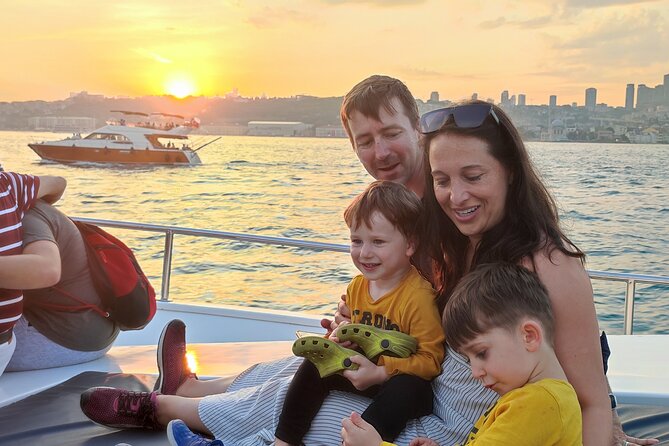 Istanbul Sunset Cruise on Luxury Yacht - Guided Group Cruise - Palaces, cafés, and the first bridge