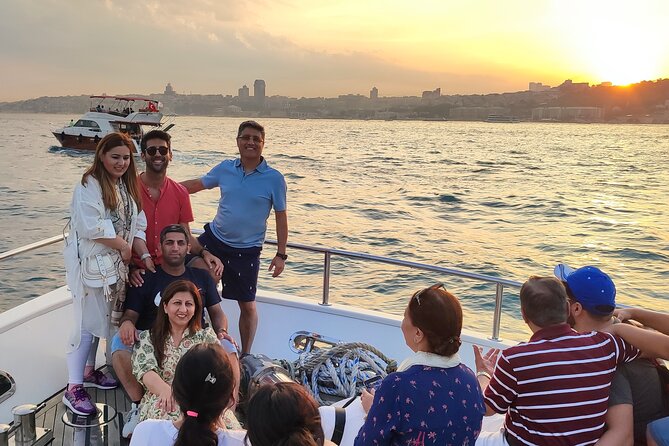 Istanbul Sunset Cruise on Luxury Yacht - Guided Group Cruise - Food, comfort, and the onboard atmosphere