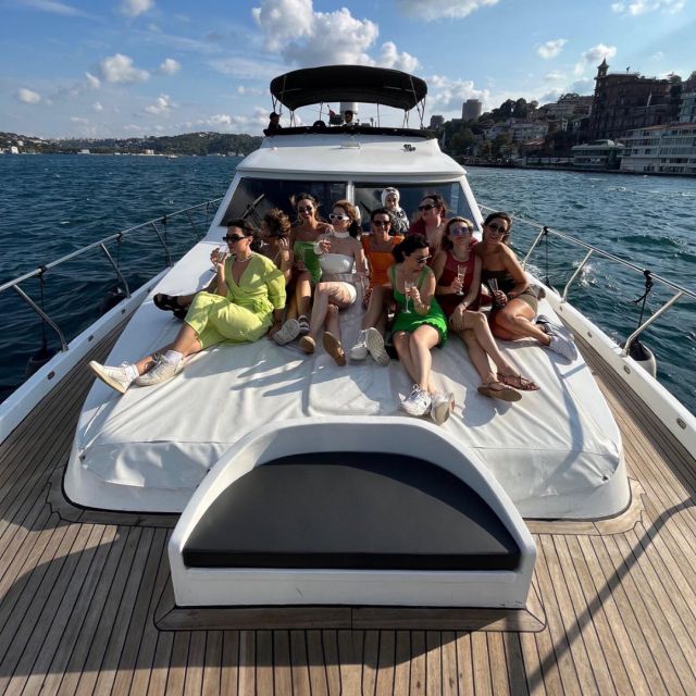 Istanbul: Sunset or Day Small-Group Yacht Cruise with Snacks - Five things to know before boarding