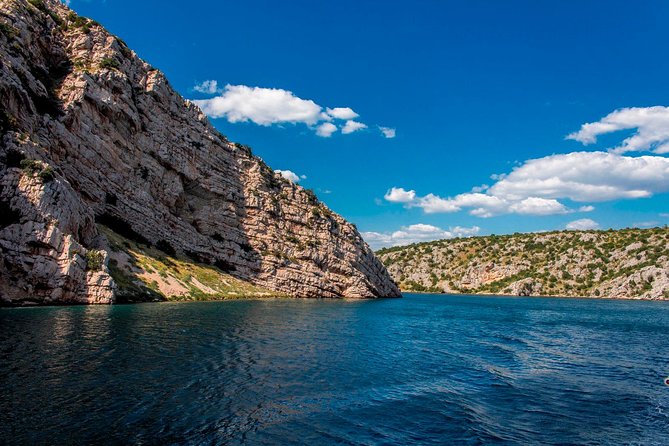 Krka Waterfalls Tour from Split with Boat Ride & Swimming - The guides and how much help you receive