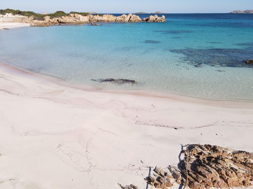 La Maddalena: Archipelago Boat Tour - La Maddalena town: one hour among island streets