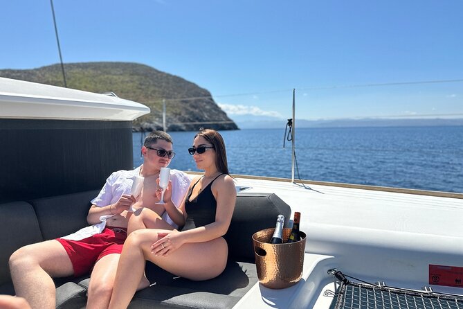 Luxury Catamaran Cruise, Dia Island –Open Bar & Lunch -Top Rated! - Who Will Enjoy This Dia Island Cruise?