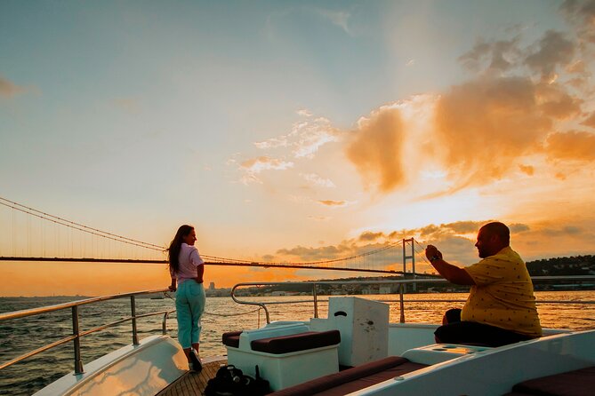 Luxury Sunset Yacht Cruise on the Bosphorus – Refresh & Relax - Küçüksu Palace and Anadoluhisarı