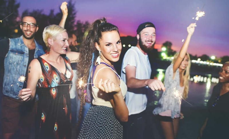 Malaga: Catamaran Sunset or Night Cruise w/ Live DJ & Drink - Boarding at Malaga Port