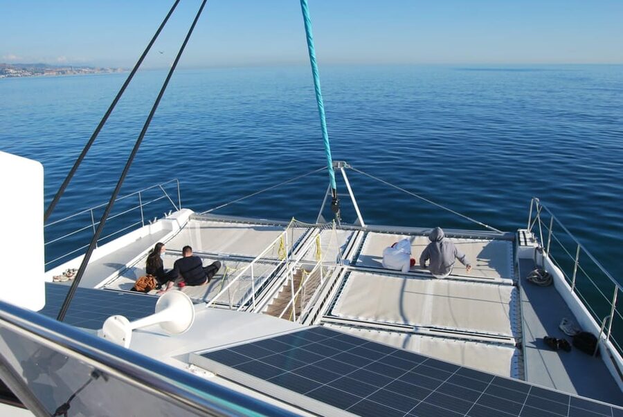 Malaga: Catamaran Sunset or Night Cruise w/ Live DJ & Drink - Is 75 to 90 minutes enough?
