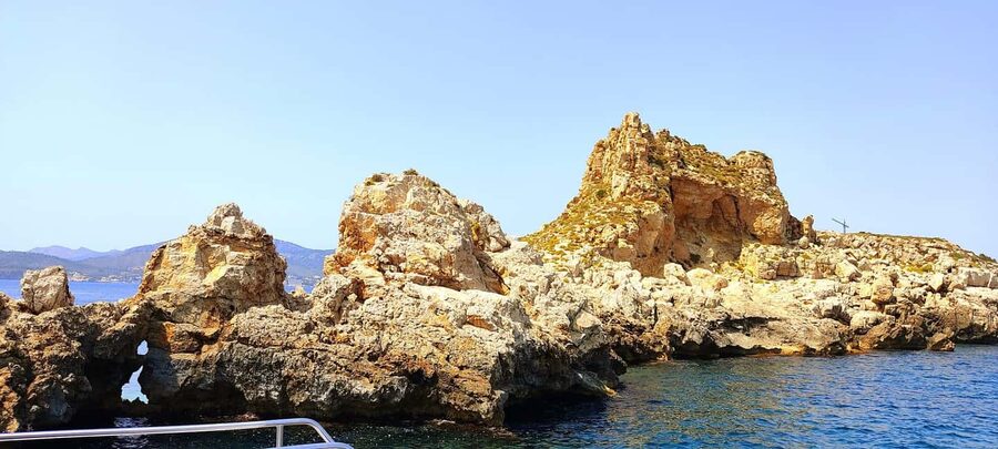 Mallorca: 3.5-Hour Boat Trip with Swimming and Snorkeling - Swimming in two protected marine reserves