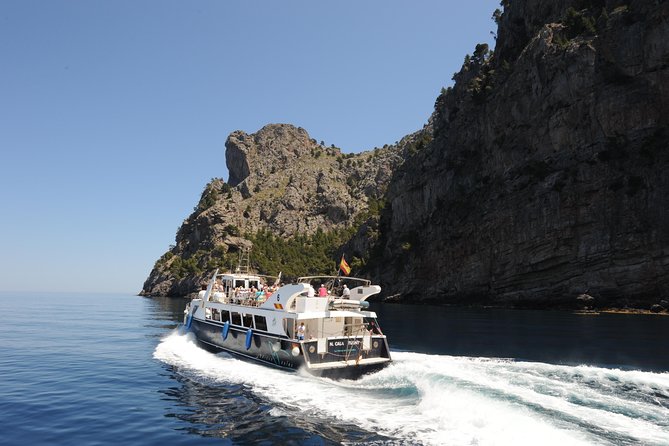 Mallorca in One Day Sightseeing Tour with Boat Ride and Vintage Train - Price, food, comfort, and practical value