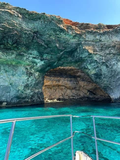 Malta: Comino, Gozo, Blue & Crystal Lagoon, and Caves Cruise - Crowds, seasons, and changing conditions