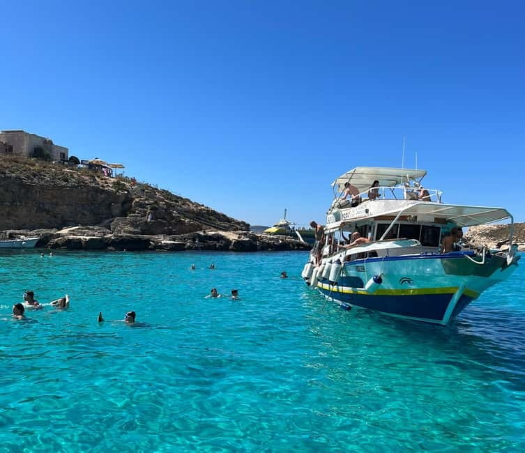 Malta: Comino, Gozo, Blue & Crystal Lagoon, and Caves Cruise - Finding the boat at Ċirkewwa