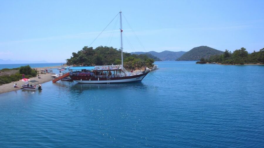 Marmaris All-Inclusive Boat Trip with Free Sunbed & Lunch - What kind of Marmaris boat trip is this?