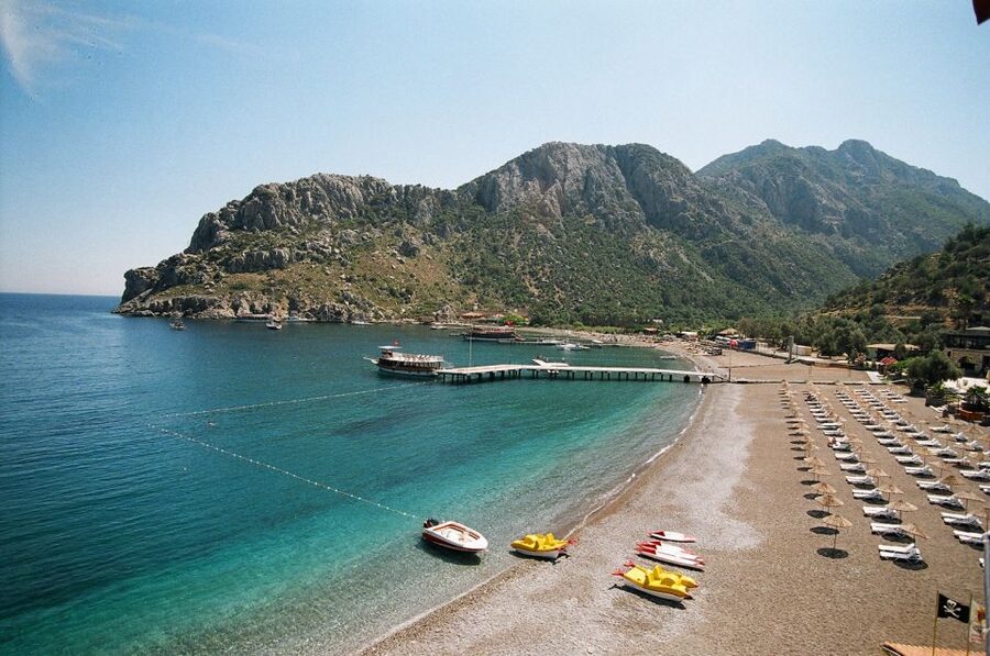 Marmaris All-Inclusive Boat Trip with Free Sunbed & Lunch - Kumlubük and Green Sea Beach