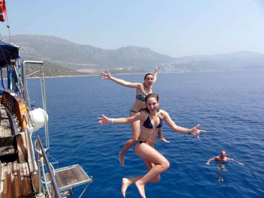 Marmaris: Boat Trip with Unlimited Drinks and BBQ Lunch - Key points to know before you book