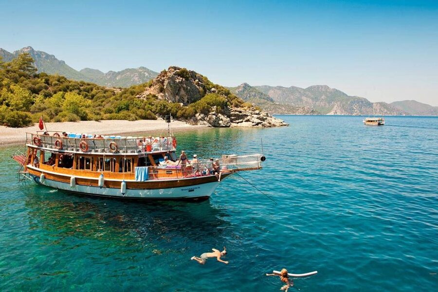 Marmaris: Boat Trip with Unlimited Drinks and BBQ Lunch - Starting the day from Marmaris hotels