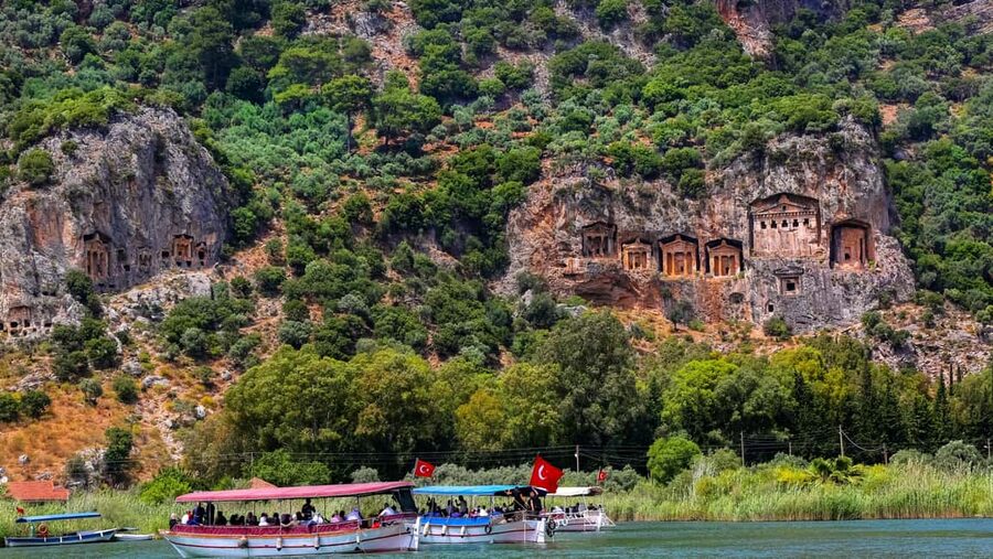 Marmaris: Dalyan Cruise, Turtle Beach & Mud Baths with Lunch - Mud baths and thermal pools at Dalyan