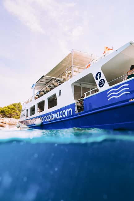 Menorca: Coves and Beaches Boat Trip w/ optional Paella - The half-day version is a different product