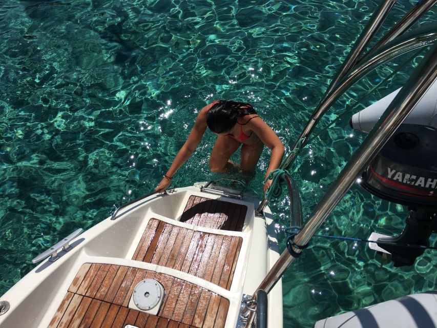 Milos: Half-Day Morning Catamaran Cruise to Kleftiko - Why the onboard lunch earns so much praise