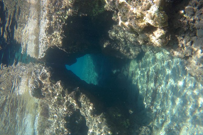 Milos Sailing Tour with snorkeling and lunch - Why a Milos sailing day makes sense