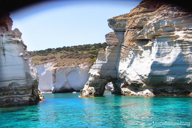Milos Sailing Tour with snorkeling and lunch - The small boat around Kleftiko