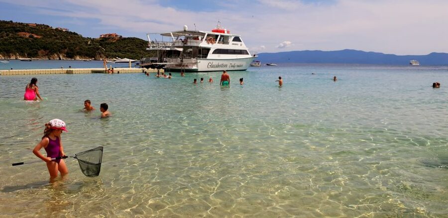 Mount Athos Glassbottom Cruise with Ammouliani Island visit - Passing the Drenia or Donkey Islands