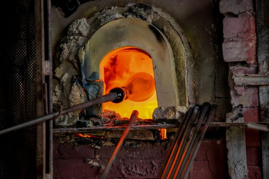 Murano & Burano: Boat Tour with Guide & Glass Factory Visit - Key points before you book