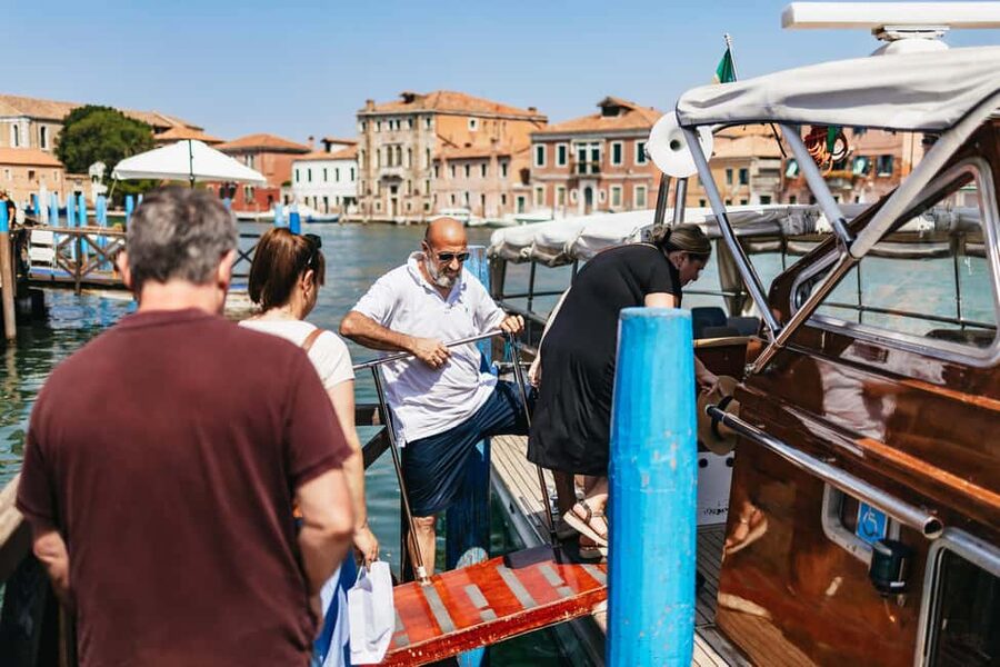 Murano & Burano Guided Tour by Private Boat with Glassmaking - Murano: watch glass become art