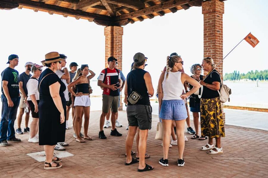 Murano & Burano Guided Tour by Private Boat with Glassmaking - Leaving Venice by private boat