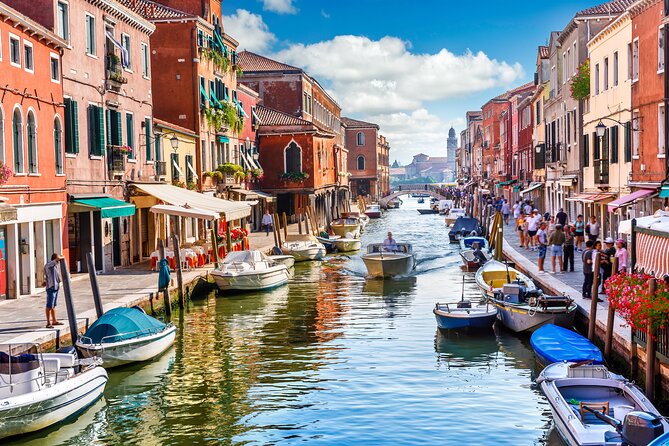 Murano & Burano Islands Guided Small-Group Tour by Private Boat - How much guiding should you expect?