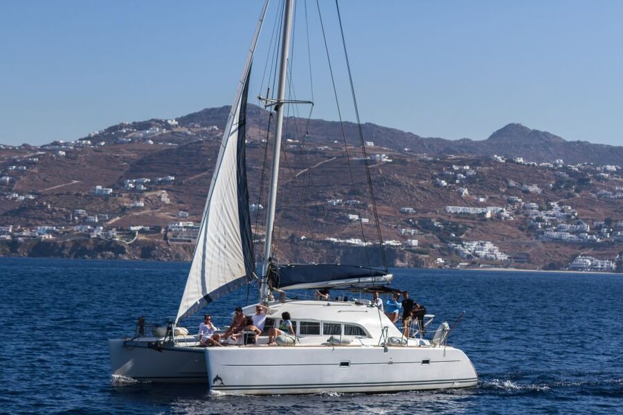 Mykonos: Catamaran Cruise With Meal and Drinks - A five-hour escape from Mykonos traffic