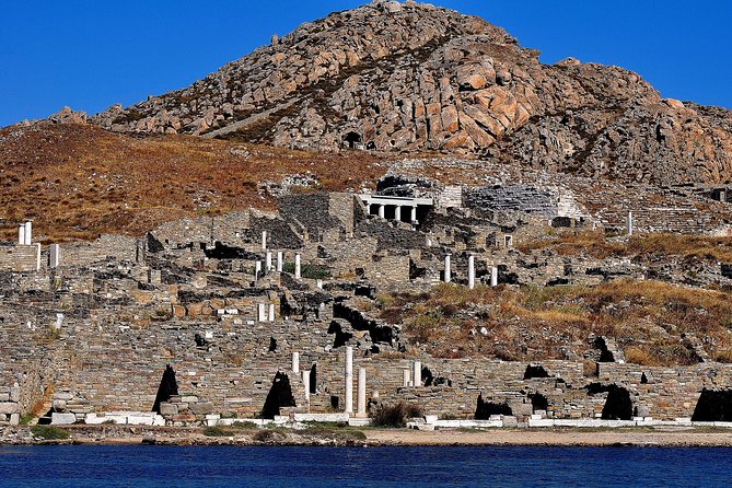 Mykonos Sail Cruise to Rhenia, Guided Tour of Delos, Lunch&Drinks - Going ashore at ancient Delos